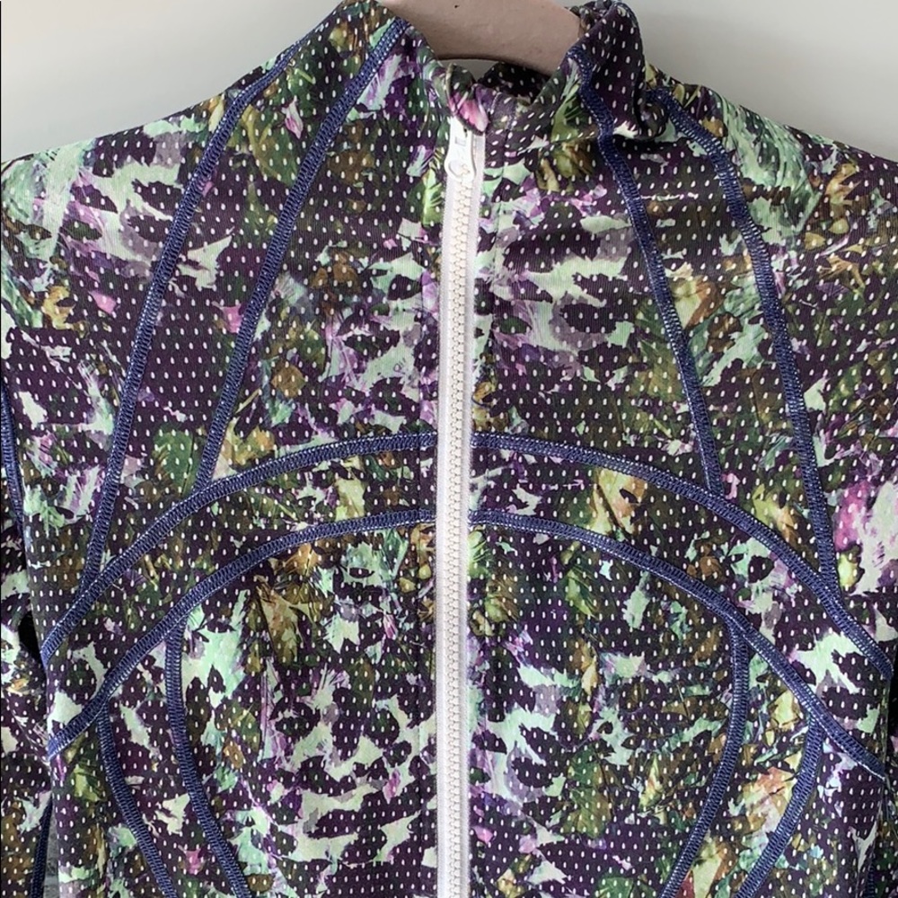 Lululemon Define Jacket - Picture 3 of 9